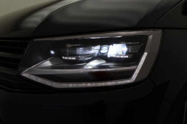 Volkswagen Transporter 2.0 TDI DSG L2H1 DC Highline 2x Schuifdeur, ACC, Apple Carplay, Bluetooth, LED, PDC, Trekhaak, 19''