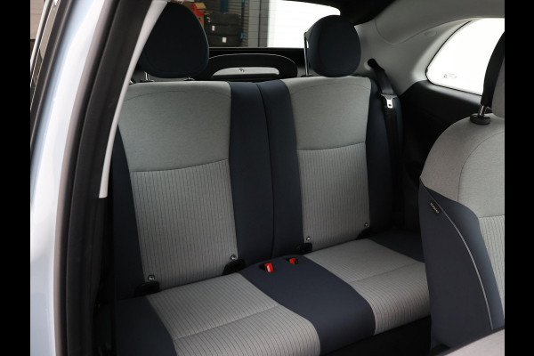 Fiat 500C 42 kWh Aut. *CELESTIAL BLUE* + STOELVERW. | CAMERA | 17 INCH | APPLE CARPLAY