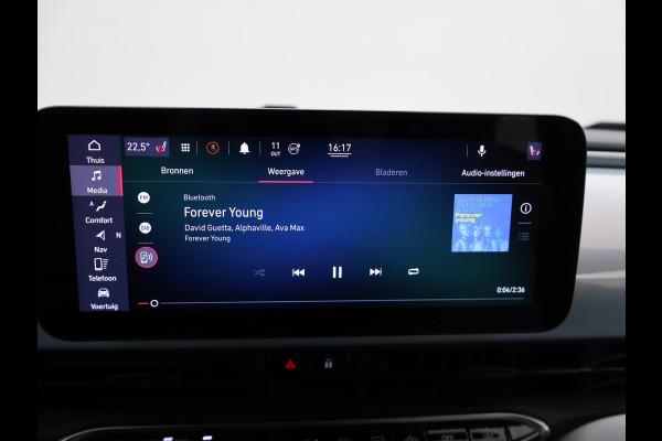 Fiat 500C 42 kWh Aut. *CELESTIAL BLUE* + STOELVERW. | CAMERA | 17 INCH | APPLE CARPLAY