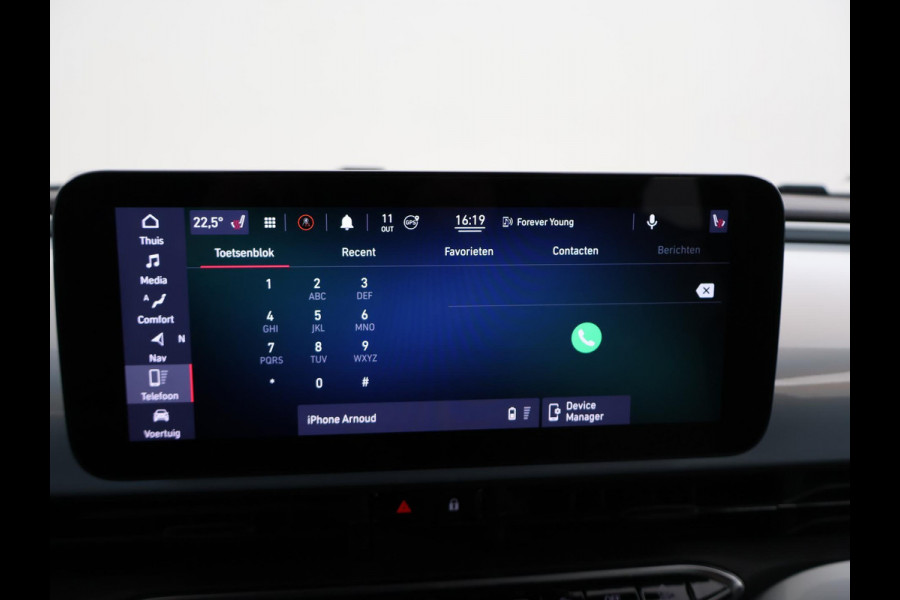 Fiat 500C 42 kWh Aut. *CELESTIAL BLUE* + STOELVERW. | CAMERA | 17 INCH | APPLE CARPLAY