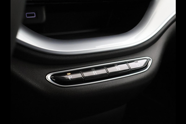 Fiat 500C 42 kWh Aut. *CELESTIAL BLUE* + STOELVERW. | CAMERA | 17 INCH | APPLE CARPLAY