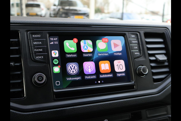 Volkswagen Crafter 35 2.0 TDI 140 PK L3H3 + WERKPLAATS INRICHTING + TREKHAAK 3000 KG | CAMERA | DAB | APPLE CARPLAY