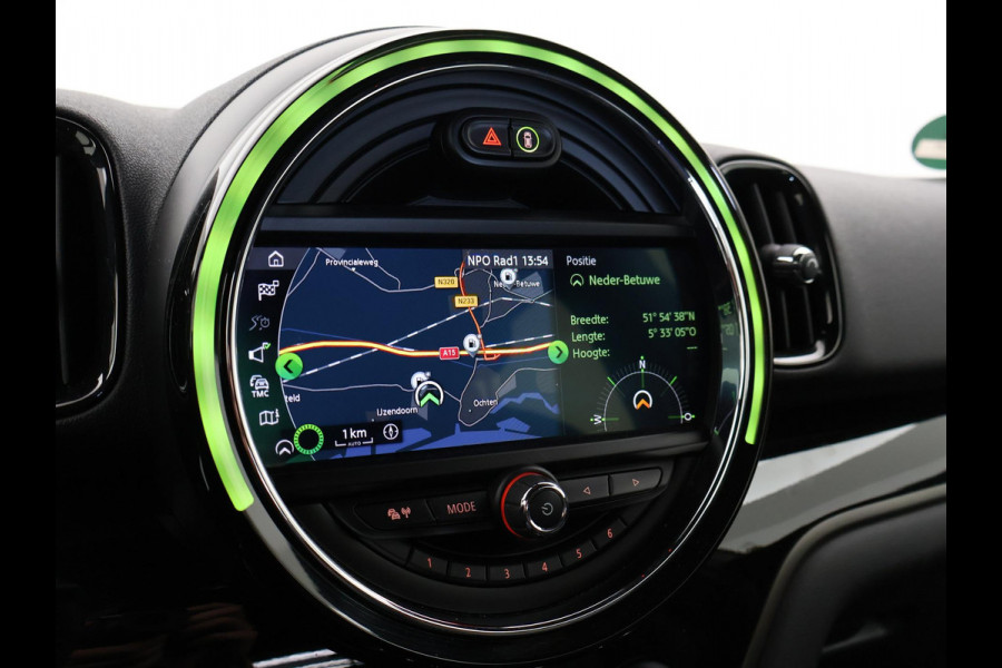 MINI Countryman 1.5 COOPER AUT. ORIG. NL CHILI + LEDER | CAMERA | HEAD-UP | LED | HARMAN/KARDON
