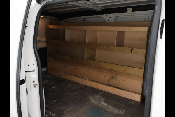 Toyota ProAce Worker 2.0 D-4D 122 PK NAVIGATOR LONG + NAVIGATIE / TREKHAAK / IMPERIAAL