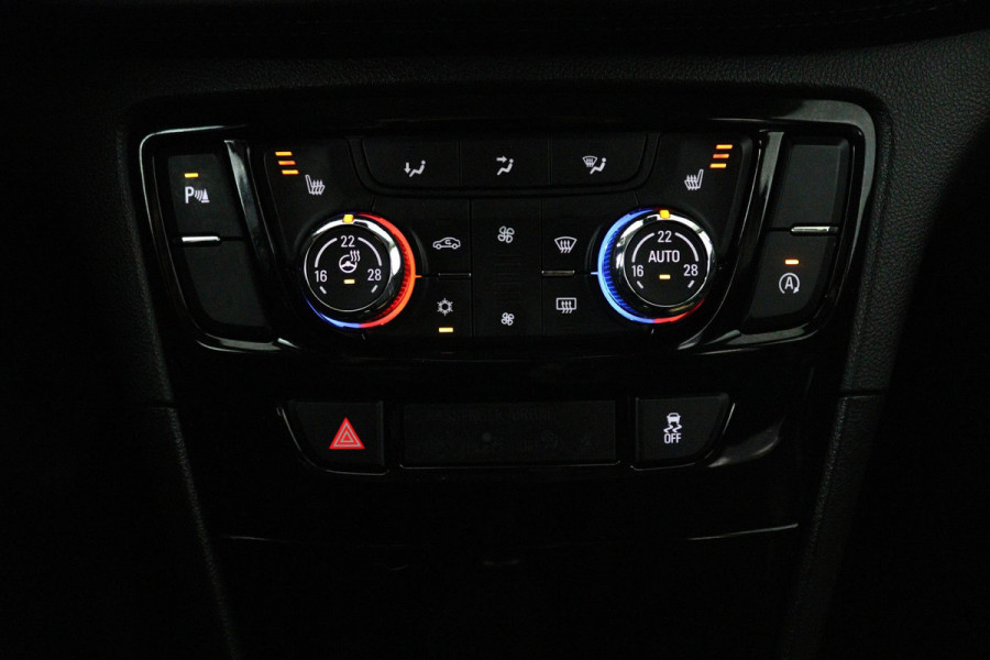 Opel Mokka X 1.4 Turbo Innovation (STOELVERWARMING, ACHTERUITRIJCAMERA, CRUISE CONTROL, PARKEERSENSOREN, NAVIGATIE)