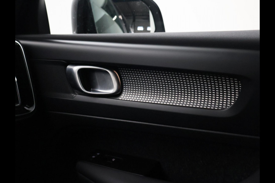 Volvo XC40 RECHARGE P8 AWD 408 PK *93% SOH* + AFN. TREKHAAK | APPLE CARPLAY | 19 INCH | DAB | GOOGLE MAPS