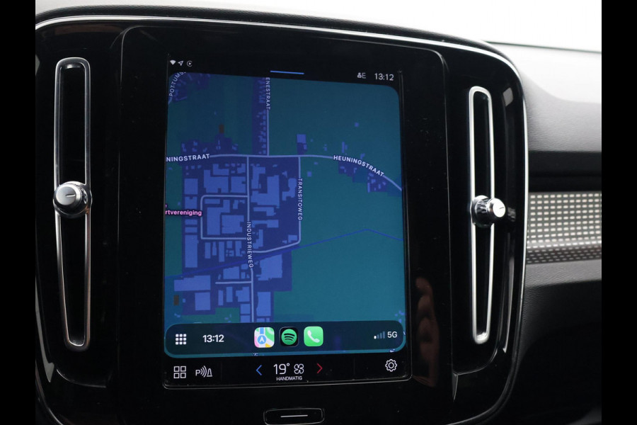 Volvo XC40 RECHARGE P8 AWD 408 PK *93% SOH* + AFN. TREKHAAK | APPLE CARPLAY | 19 INCH | DAB | GOOGLE MAPS