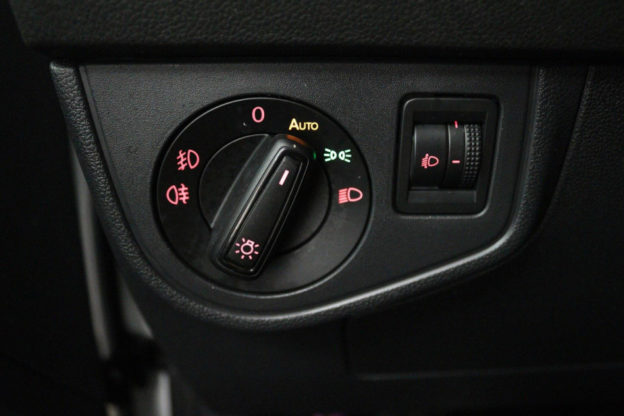 Volkswagen Polo 1.0 TSI Comfortline Business (CRUISE CONTROL ADAPTIEF, NAVIGATIE, BLUETOOTH, AIRCO)