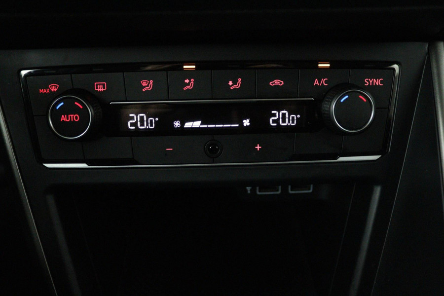 Volkswagen Polo 1.0 TSI Comfortline Business (CRUISE CONTROL ADAPTIEF, NAVIGATIE, BLUETOOTH, AIRCO)