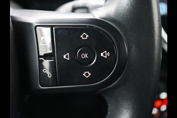 MINI Clubman 2.0 Cooper S | 192pk | Panoramadak | Leder | Trekhaak | Carplay | Navigatie | Parkeerhulp | Full LED | Verwarmde voorruit | Getint glas