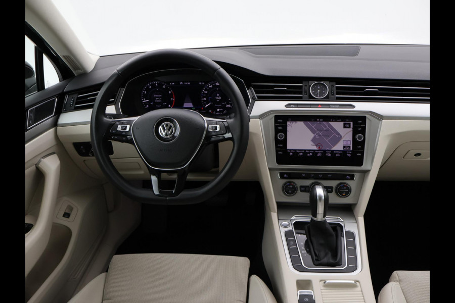 Volkswagen Passat Variant 1.8 TSI 180 PK DSG AUT. + VIRTUAL COCKPIT | ADAPTIVE CRUISE | TREKHAAK 1800 KG