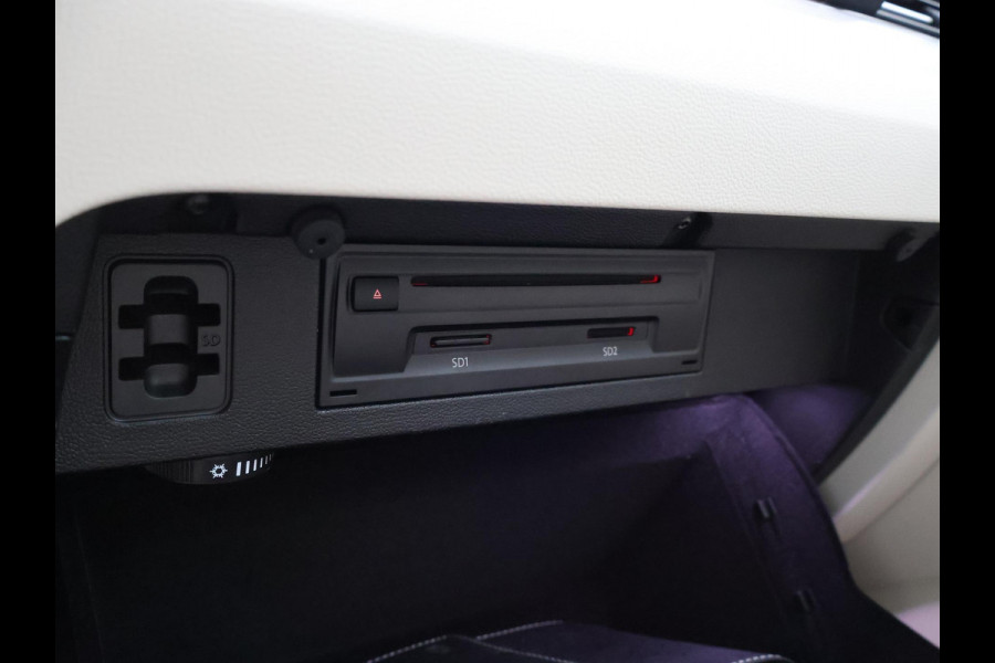 Volkswagen Passat Variant 1.8 TSI 180 PK DSG AUT. + VIRTUAL COCKPIT | ADAPTIVE CRUISE | TREKHAAK 1800 KG