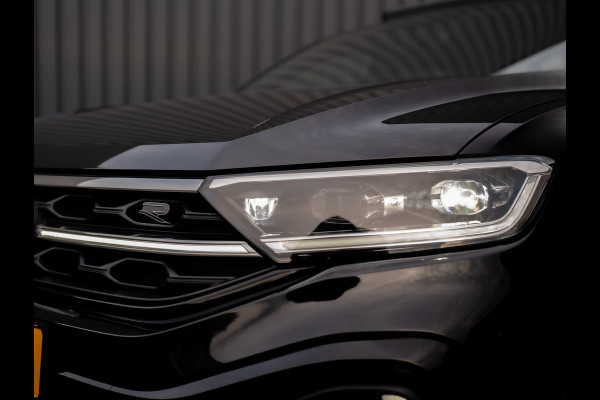 Volkswagen T-Roc 1.5 TSI R-Line Business | Beats | Panodak | IQ Light | Keyless | Side Assist | Elk. A-klep | Trekhaak afnb. | Prijs Rijklaar!!