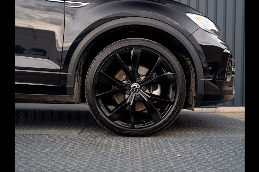 Volkswagen T-Roc 1.5 TSI R-Line Business | Beats | Panodak | IQ Light | Keyless | Side Assist | Elk. A-klep | Trekhaak afnb. | Prijs Rijklaar!!