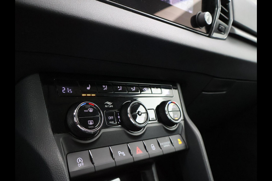 Škoda Karoq 1.5 TSI ACT 150 PK AUT. + APPLE CARPLAY | ANDROID | STOELVERWARMING
