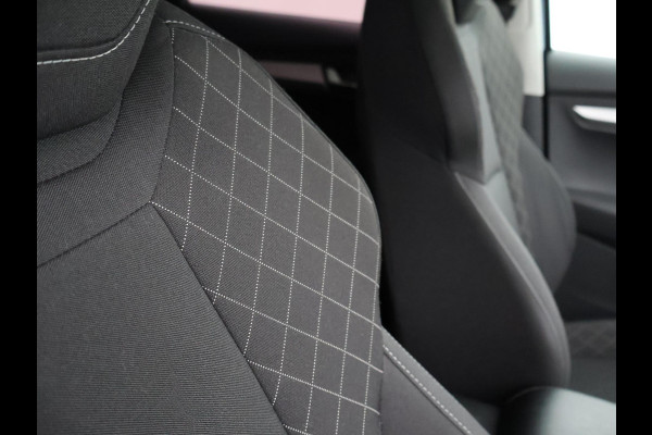 Škoda Karoq 1.5 TSI ACT 150 PK AUT. + APPLE CARPLAY | ANDROID | STOELVERWARMING
