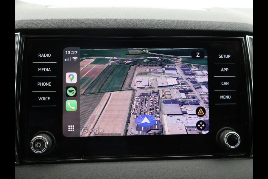 Škoda Karoq 1.5 TSI ACT 150 PK AUT. + APPLE CARPLAY | ANDROID | STOELVERWARMING