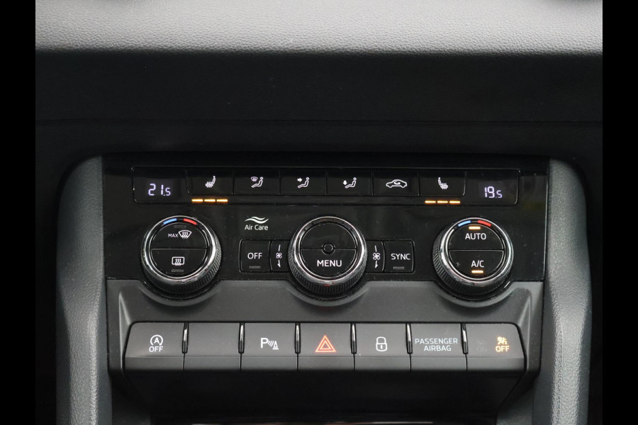 Škoda Karoq 1.5 TSI ACT 150 PK AUT. + APPLE CARPLAY | ANDROID | STOELVERWARMING