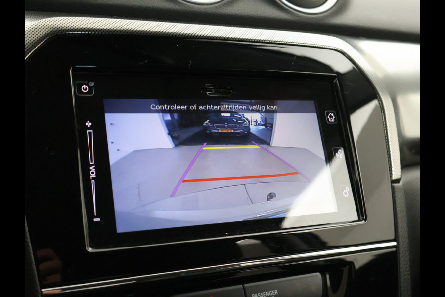 Suzuki Vitara 1.5 HYBRID AUT. ALLGRIP 4WD STYLE + TREKHAAK | ADAPTIVE CRUISE | CAMERA | STOELVERW. | NAVIGATIE