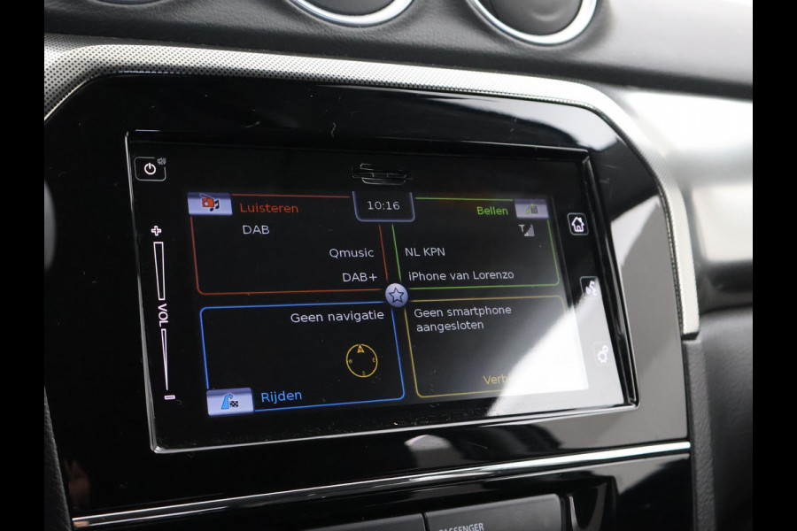 Suzuki Vitara 1.5 HYBRID AUT. ALLGRIP 4WD STYLE + TREKHAAK | ADAPTIVE CRUISE | CAMERA | STOELVERW. | NAVIGATIE