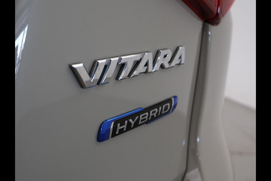 Suzuki Vitara 1.5 HYBRID AUT. ALLGRIP 4WD STYLE + TREKHAAK | ADAPTIVE CRUISE | CAMERA | STOELVERW. | NAVIGATIE