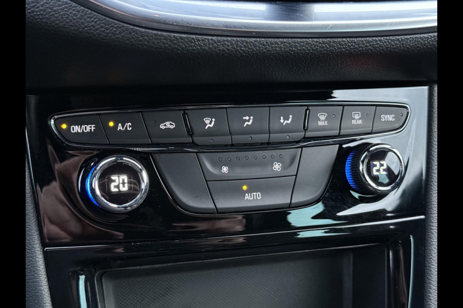 Opel Astra Sports Tourer 1.2 Ultimate 2e Eigenaar,Navi,Clima,Camera,Cruise,PDC V+A,N.A.P,Dealer Onderhouden,6 Bak,146pk,APK tot 04-2026