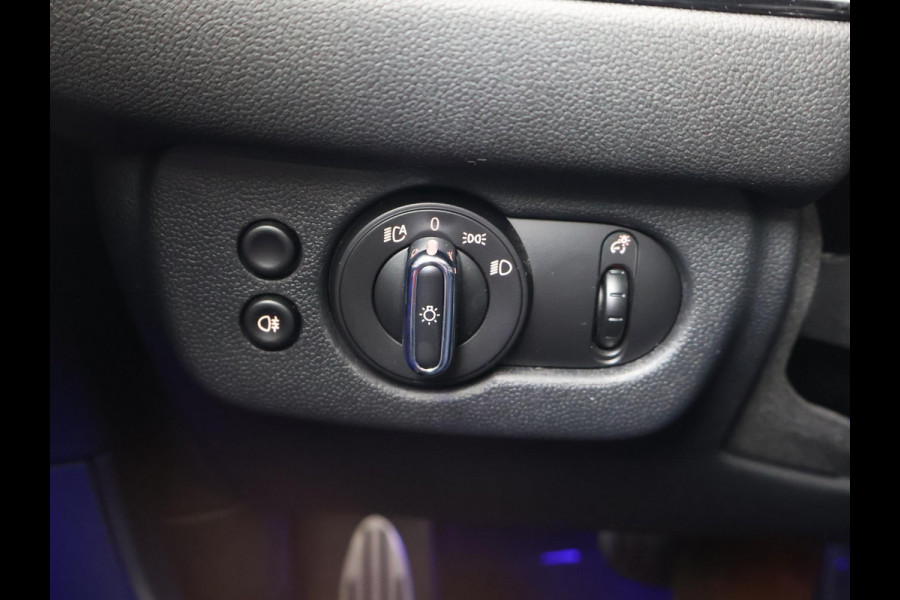 MINI Clubman S 2.0 JOHN COOPER WORKS JCW ALL4 231 PK AUT. + PANORAMA / CAMERA / CARPLAY