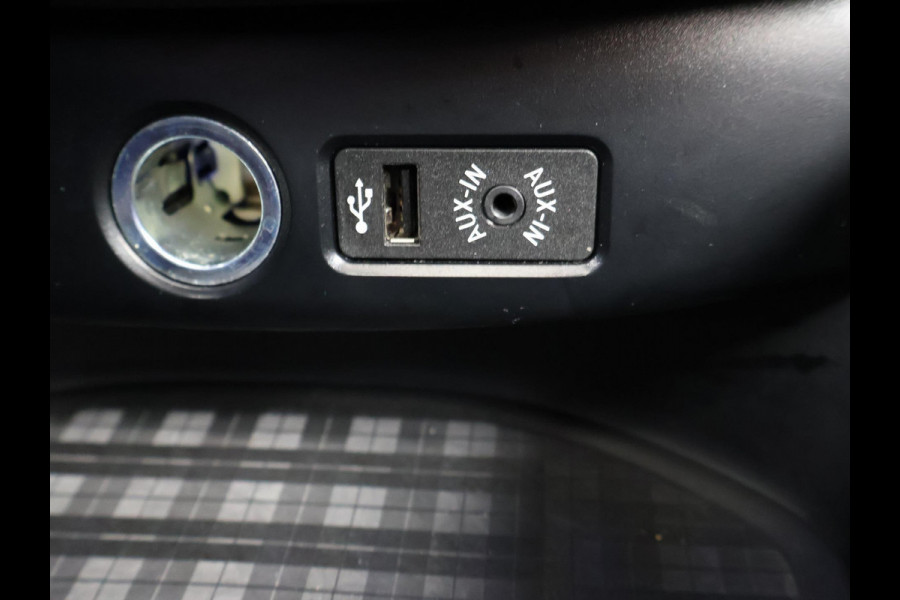 MINI Clubman S 2.0 JOHN COOPER WORKS JCW ALL4 231 PK AUT. + PANORAMA / CAMERA / CARPLAY