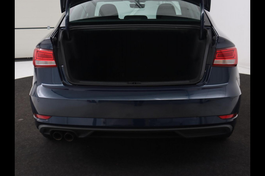 Audi A3 35 TFSI Pro Line | 150pk | Bi-Xenon | Navigatie | Cruise control | Airco | Parkeerhulp | Bluetooth | Aluminium raamlijsten