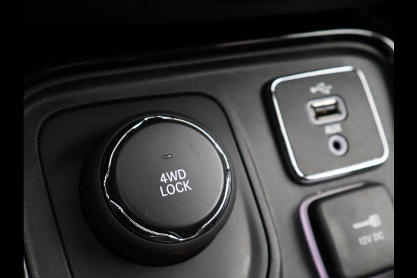 Jeep Compass 2.0 MULTIJET DIESEL 4X4 LIMITED + 1900 KG TREKHAAK | APPLE CARPLAY