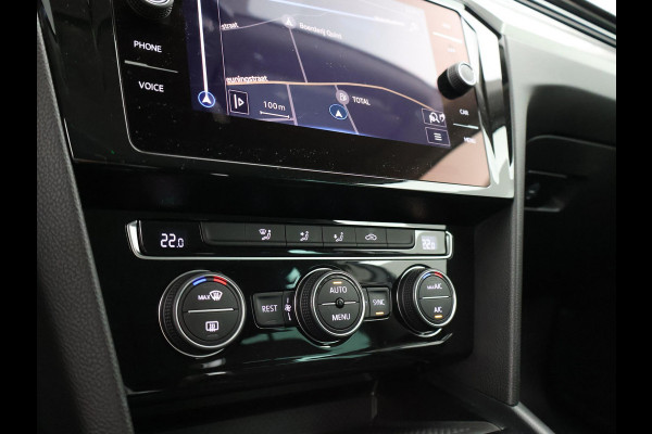 Volkswagen Passat Variant 1.5 TSI 150 PK DSG AUT. + WEGKL. TREKHAAK | 19 INCH LMV | ADAPTIVE CRUISE | APPLE CARPLAY | LED