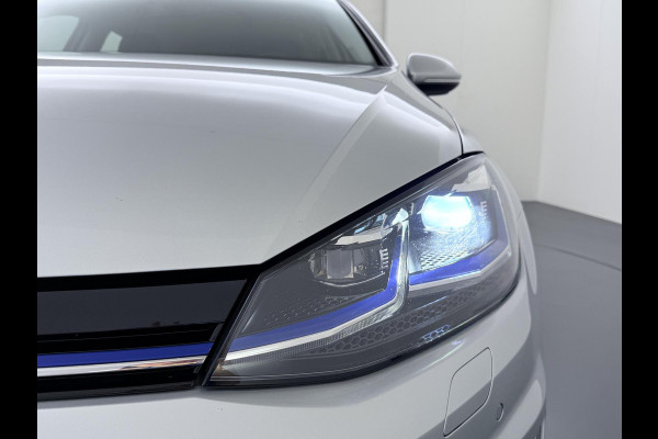 Volkswagen e-Golf e-Golf WARMTEPOMP| DODE HOEK| APPLE CARPLAY/ ANDROID AUTO| DIG. DASH | CAMERA| STOELVERW. |