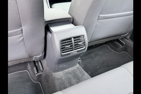 Volkswagen e-Golf e-Golf WARMTEPOMP| DODE HOEK| APPLE CARPLAY/ ANDROID AUTO| DIG. DASH | CAMERA| STOELVERW. |