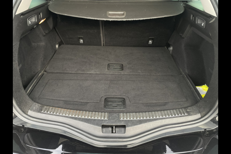 Renault Mégane Estate 1.3 TCe Bose 163pk | Trekhaak | Camera | Carplay | Navi | Climate