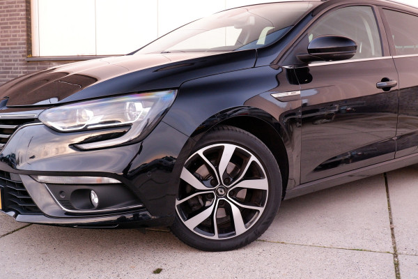 Renault Mégane Estate 1.3 TCe Bose 163pk | Trekhaak | Camera | Carplay | Navi | Climate