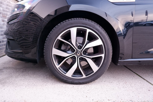 Renault Mégane Estate 1.3 TCe Bose 163pk | Trekhaak | Camera | Carplay | Navi | Climate