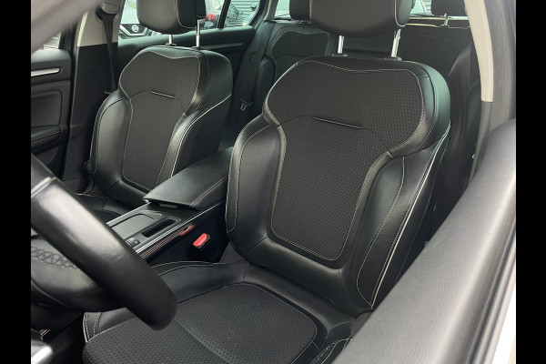 Renault Mégane Estate 1.3 TCe Bose 163pk | Trekhaak | Camera | Carplay | Navi | Climate