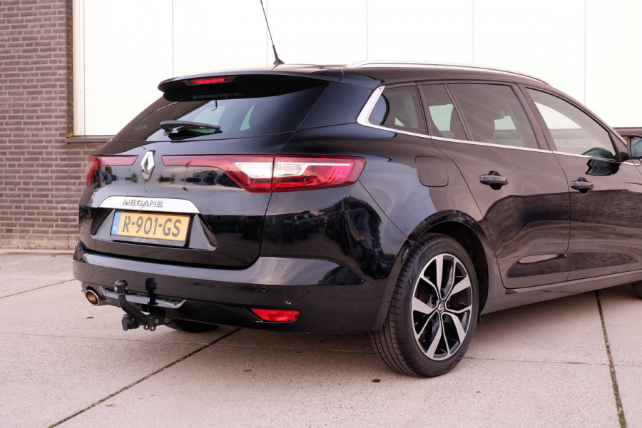 Renault Mégane Estate 1.3 TCe Bose 163pk | Trekhaak | Camera | Carplay | Navi | Climate