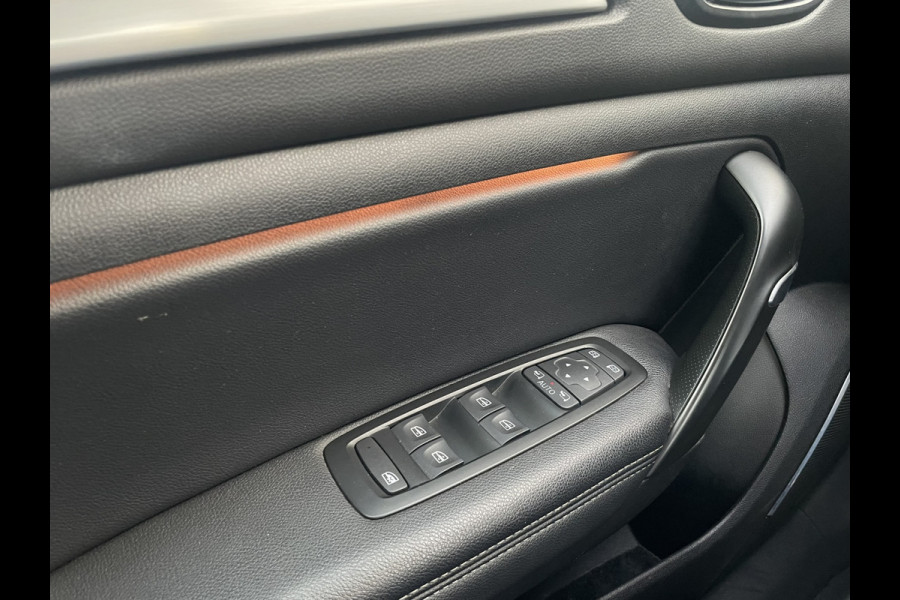 Renault Mégane Estate 1.3 TCe Bose 163pk | Trekhaak | Camera | Carplay | Navi | Climate