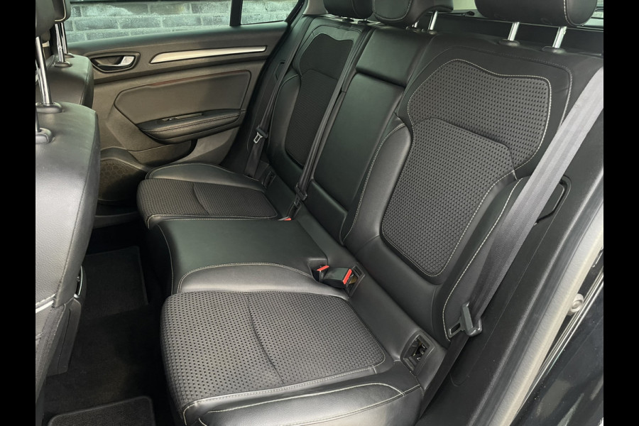 Renault Mégane Estate 1.3 TCe Bose 163pk | Trekhaak | Camera | Carplay | Navi | Climate