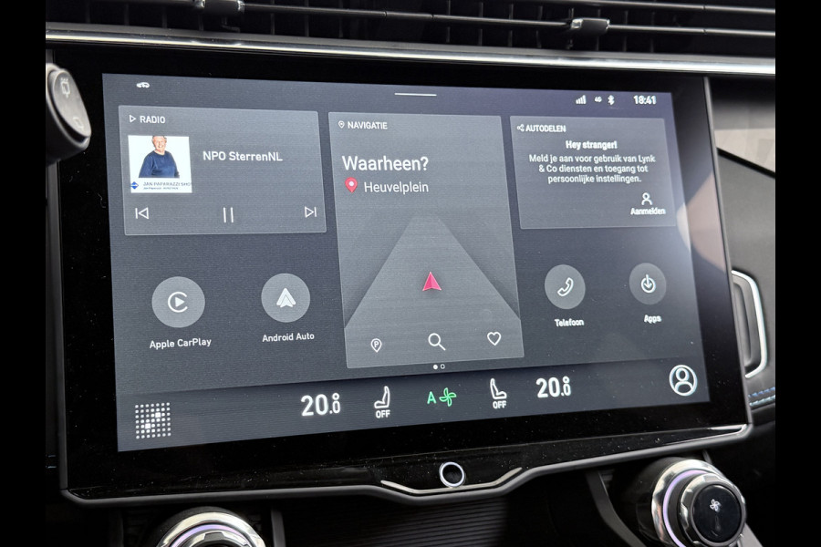 Lynk & Co 01 AUT-7 261pk PHEV Zwarte-Hemel Pano-Schuifdak Lmv 20" 360°Camera Apple Carplay Android Auto Adap.Cruise Navi Pdc Ecc Keyless Led  Elek.Memory.Stoel File assistent Dodehoek detector Elektrisch bedienbare achterklep Rijstrooksensor Wifi Verkeersbord detectie 425Nm koppel 3,7kw laadvermogen 1.800KG-Trekvermogen! €44.880 Nieuwprijs 1e Eigenaar Origineel NLse auto!