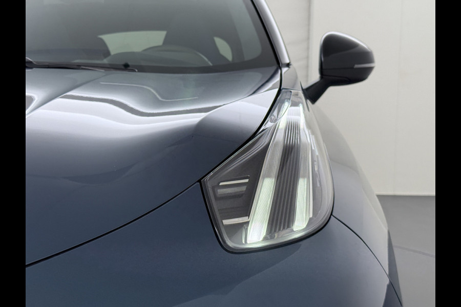 Lynk & Co 01 AUT-7 261pk PHEV Zwarte-Hemel Pano-Schuifdak Lmv 20" 360°Camera Apple Carplay Android Auto Adap.Cruise Navi Pdc Ecc Keyless Led  Elek.Memory.Stoel File assistent Dodehoek detector Elektrisch bedienbare achterklep Rijstrooksensor Wifi Verkeersbord detectie 425Nm koppel 3,7kw laadvermogen 1.800KG-Trekvermogen! €44.880 Nieuwprijs 1e Eigenaar Origineel NLse auto!