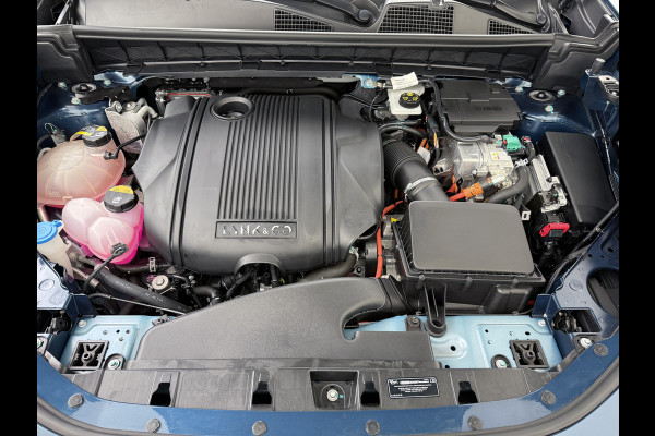 Lynk & Co 01 AUT-7 261pk PHEV Zwarte-Hemel Pano-Schuifdak Lmv 20" 360°Camera Apple Carplay Android Auto Adap.Cruise Navi Pdc Ecc Keyless Led  Elek.Memory.Stoel File assistent Dodehoek detector Elektrisch bedienbare achterklep Rijstrooksensor Wifi Verkeersbord detectie 425Nm koppel 3,7kw laadvermogen 1.800KG-Trekvermogen! €44.880 Nieuwprijs 1e Eigenaar Origineel NLse auto!