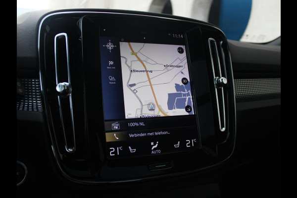 Volvo XC40 2.0 T5 AWD R-Design Intro Edition | ELEKTRISCH SCHUIFDAK | LEDEREN BEKLEDING | 2100 KG TREKGEWICHT |