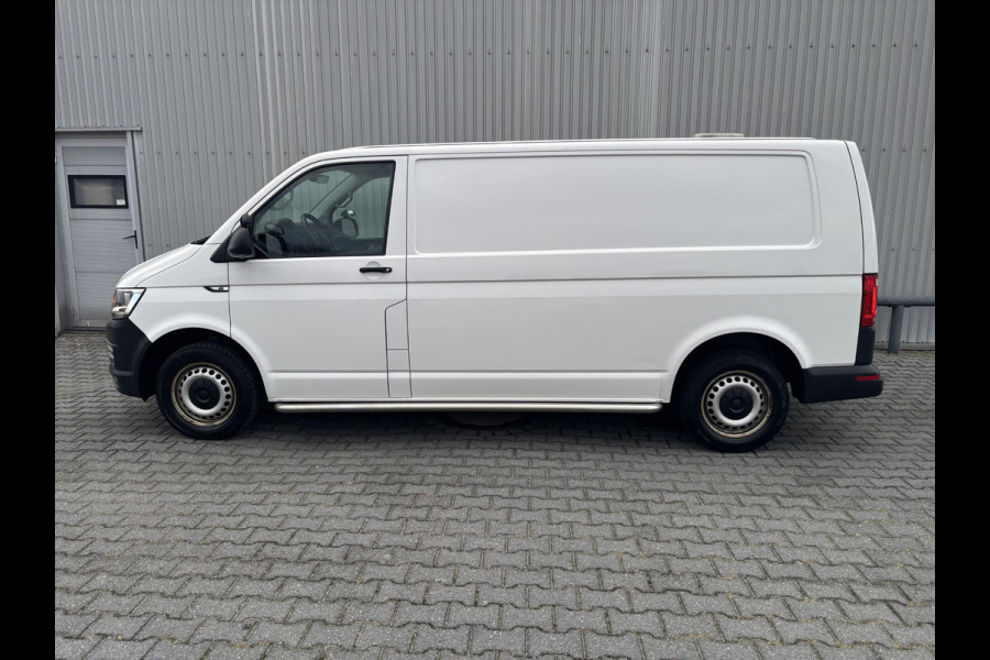 Volkswagen Transporter 2.0 TDI L2H1*A/C*NAVI*CRUISE*CAMERA*