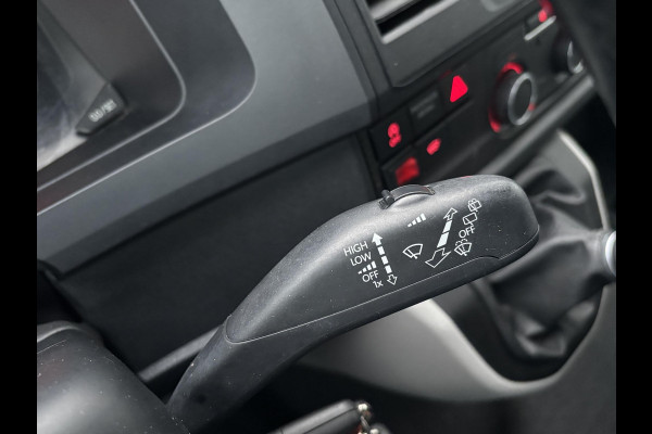 Volkswagen Transporter 2.0 TDI L2H1*A/C*NAVI*CRUISE*CAMERA*