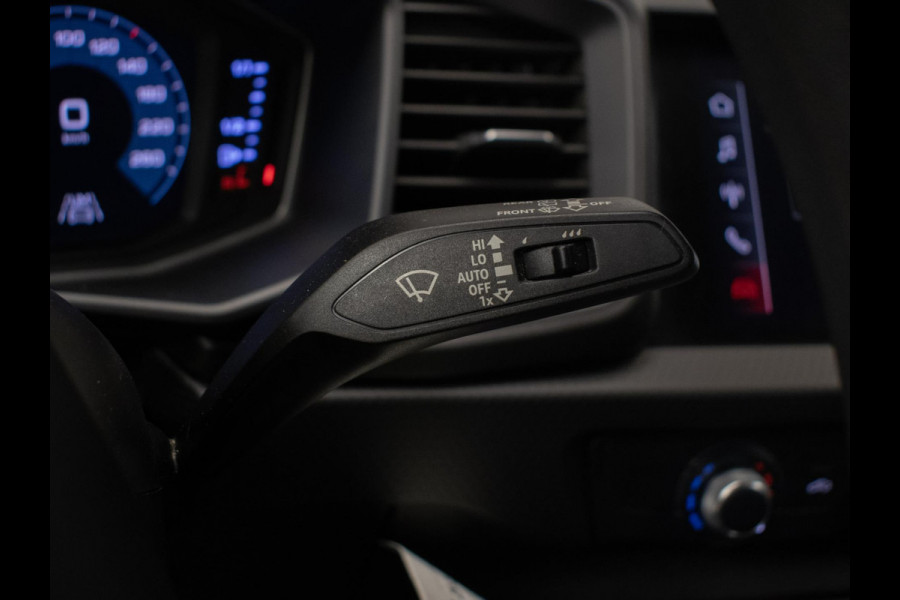 Audi A1 Sportback 30 TFSI Sport (APPLE CARPLAY,NAVI,CRUISE,DIGITAL COCKPIT,LED,BLACK EDITION,SPORTSTOELEN,LM VELGEN,NETTE STAAT)