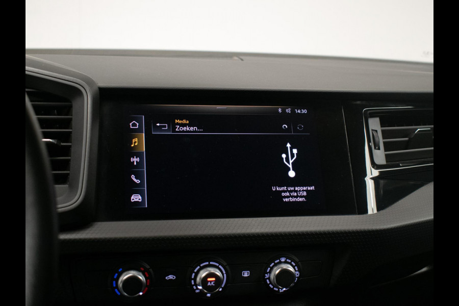 Audi A1 Sportback 30 TFSI Sport (APPLE CARPLAY,NAVI,CRUISE,DIGITAL COCKPIT,LED,BLACK EDITION,SPORTSTOELEN,LM VELGEN,NETTE STAAT)