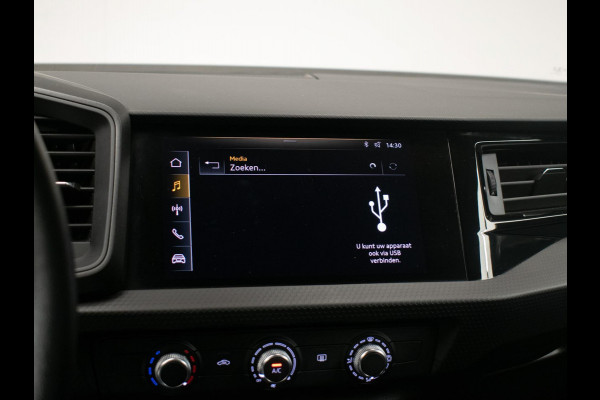 Audi A1 Sportback 30 TFSI Sport (APPLE CARPLAY,NAVI,CRUISE,DIGITAL COCKPIT,LED,BLACK EDITION,SPORTSTOELEN,LM VELGEN,NETTE STAAT)