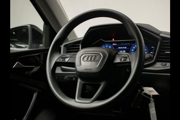 Audi A1 Sportback 30 TFSI Sport (APPLE CARPLAY,NAVI,CRUISE,DIGITAL COCKPIT,LED,BLACK EDITION,SPORTSTOELEN,LM VELGEN,NETTE STAAT)